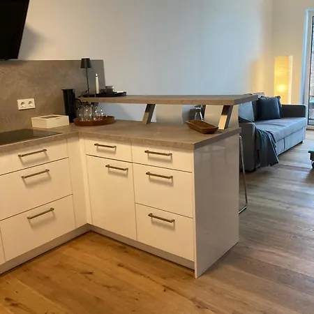 Strandmuschel * Lembruch